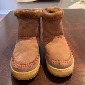 Laidback London Low Crochet Suede Ankle Boots